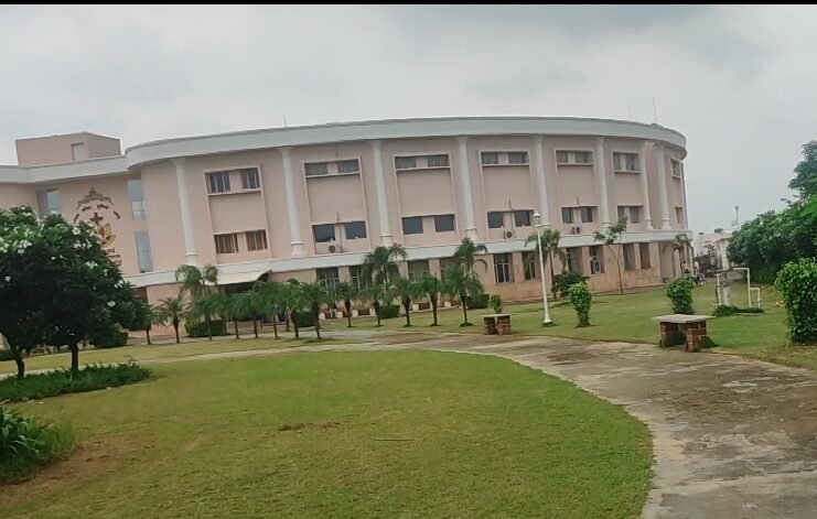 बच्चों के हार्ट का ऐसा अनूठा हॉस्पिटल जहाँ कैश काऊंटर ही नही है