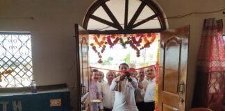 भवन में लगे पत्थर पर अपने पिता का नाम देख भावविभोर हुए विधायकजी