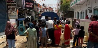 भरी गर्मी में जनता बूंद – बूंद पानी के लिए परेशान , नेताओ में मचा घमासान