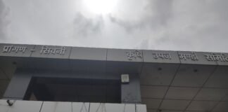 नागपुर रोड स्थित थोक सब्जी मंडी बनी लॅूट की मंडी