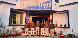 अंकल हमें दस हजार रूपये कैश दे दो हम फोन पे से पेमेंट डाल देते है