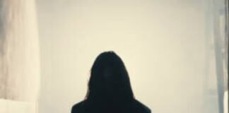 दुनिया का आंठवा अजूबा पिता से दो साल पहले पैदा हो गई बेटी