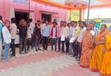 भूख हड़ताल पर बैठे लोगों का हो मेडिकल टेस्ट: पालक शिक्षक संघ