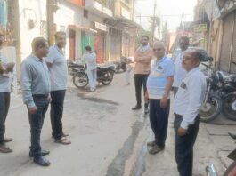 नगर पालिका अध्यक्ष ने शहर के विभिन्न दुर्गा पंडालों,मंदिरों व विर्सजन घाटों का किया सघन निरीक्षण
