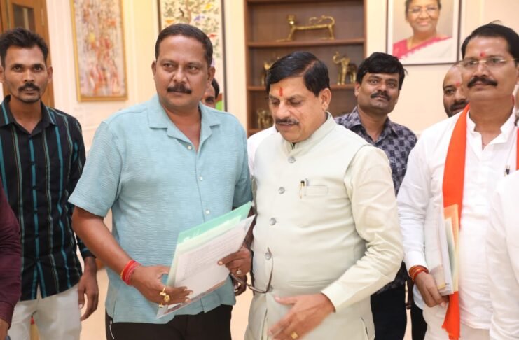 विधायक दिनेश राय मुनमुन ने माना मुख्यमंत्री डा. मोहन यादव का आभार